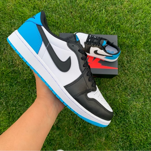 Jordan 1 low “power blue” 10.5 M - Picture 3 of 8